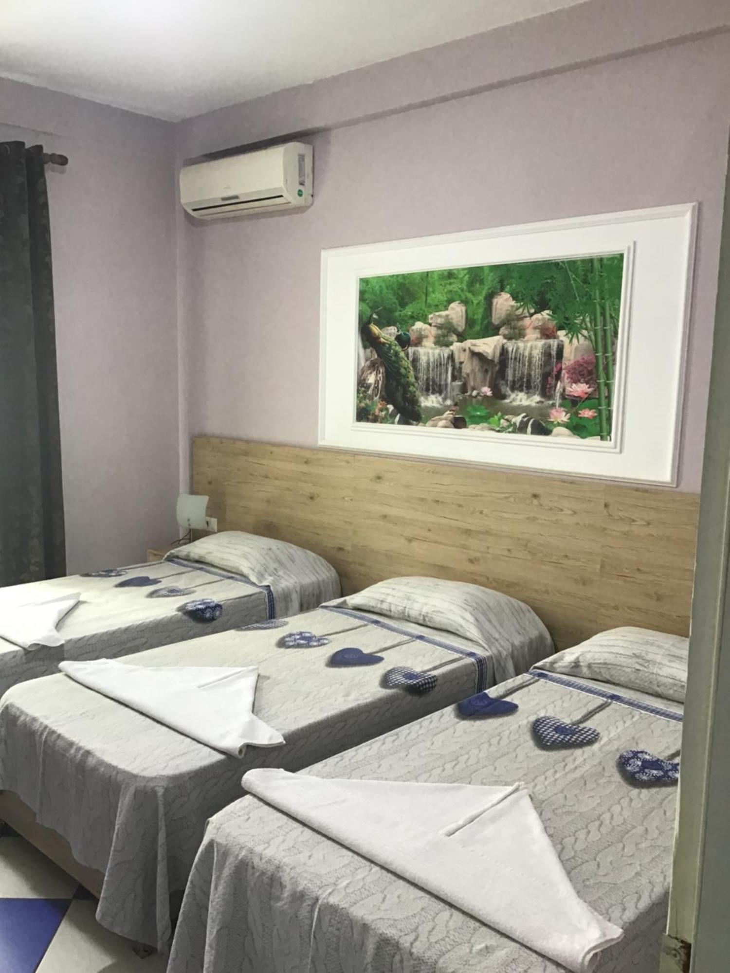 Kompleksi Eli Guest House Дуррес Экстерьер фото